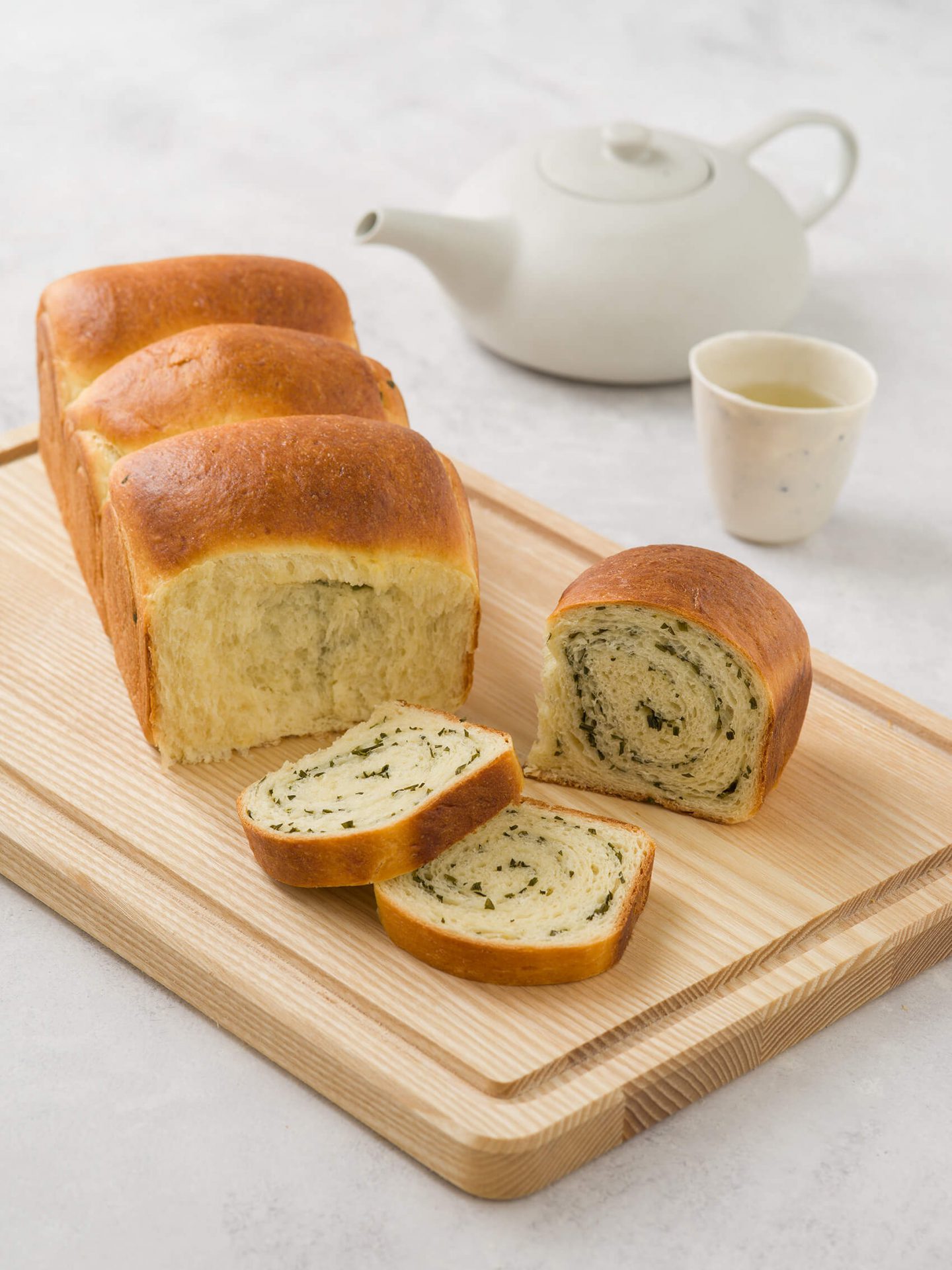 bake bread at home with Miele moisture plus