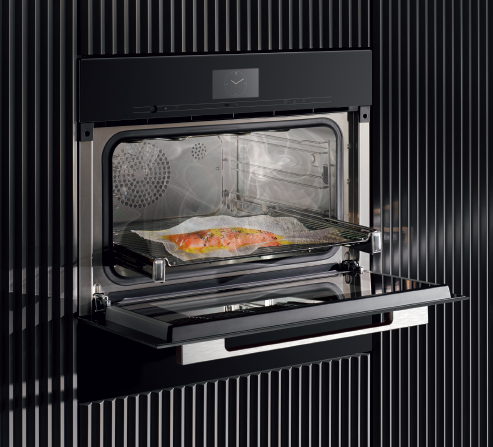 Sous-vide cooking in Miele steam ovens